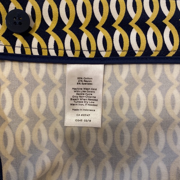 Geometric Patterned - Talbots Chatham Ankle Pant - Size 14 - Navy, White - Picture 3 of 5